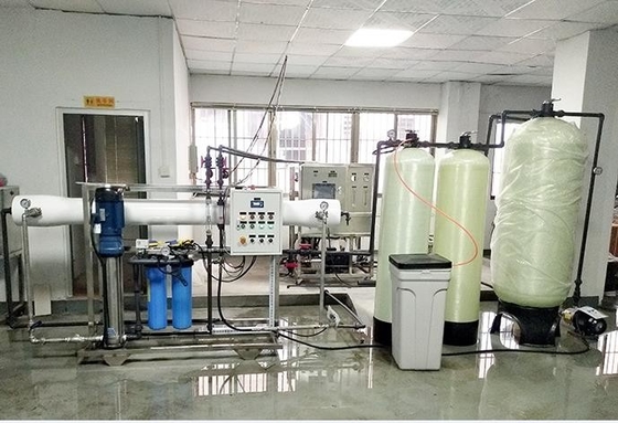 Unità di trattamento delle acque di osmosi inversa con una capacità di 30M3/H