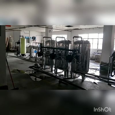 L'acqua sottopone a osmosi l'inverso, attrezzatura purificata del trattamento dell'acqua potabile