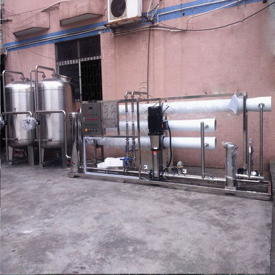 L'acqua sottopone a osmosi l'inverso, attrezzatura purificata del trattamento dell'acqua potabile