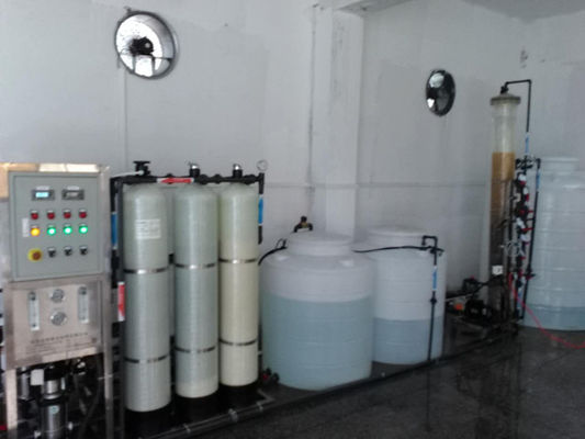 la batteria ha distillato i sistemi a acqua deionizzati con produttività di controllo 1TPH dello SpA