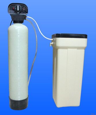 Addolcitore dell'acqua dei sistemi di trattamento dell'addolcitore dell'acqua di FRP, 220V e sistema del filtro